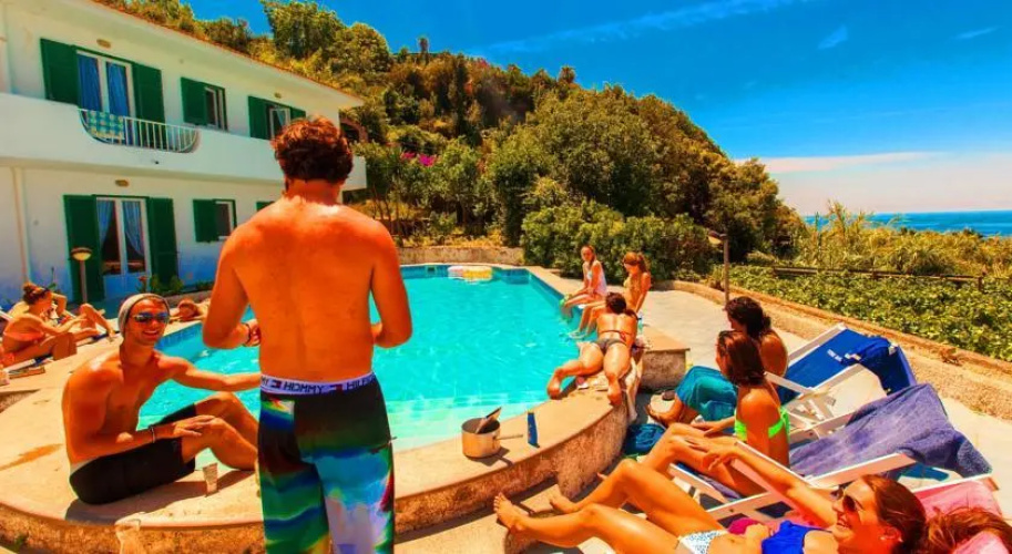 Paradise Beach Hostel