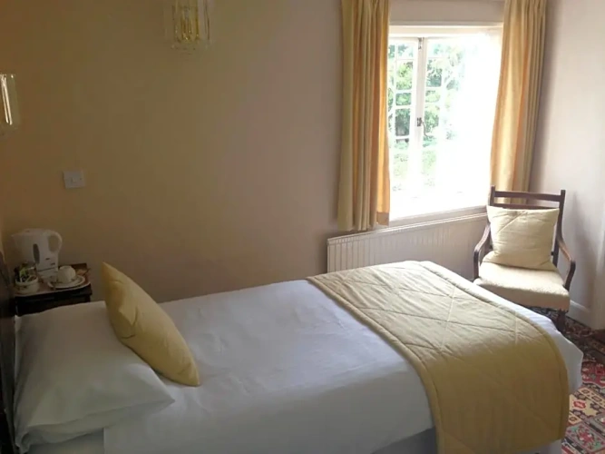 Standard Single room