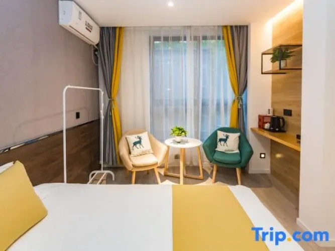 Standard Twin Family room