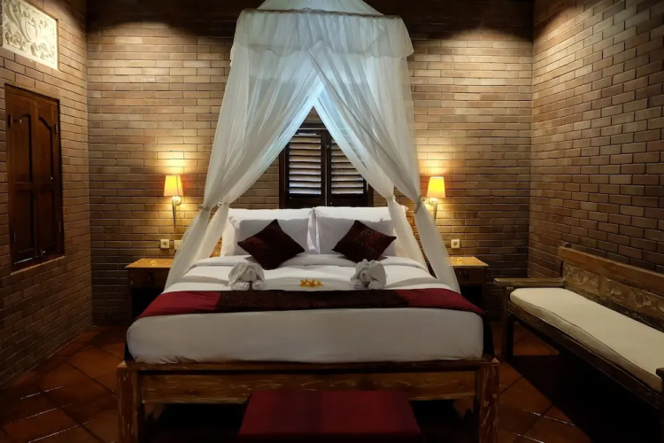 Villa Hening