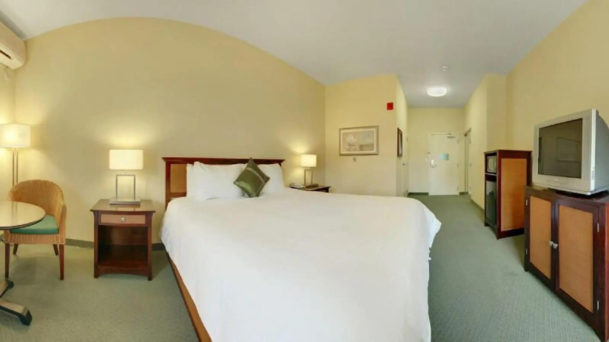 DoubleTree by Hilton Napa Valley American Canyon photo 7