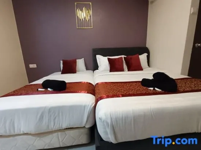 Quadruple Family Suite