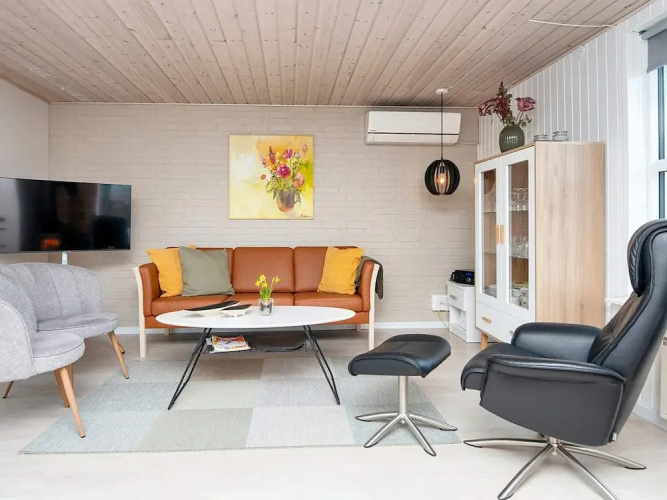 6 Person Holiday Home in Broager