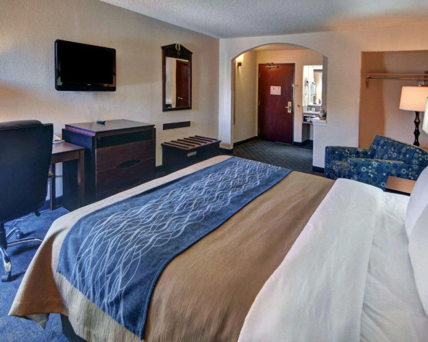 Quality Inn & Suites Irving DFW Airport South