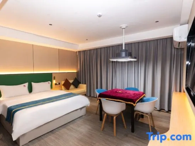 Standard Twin Family room