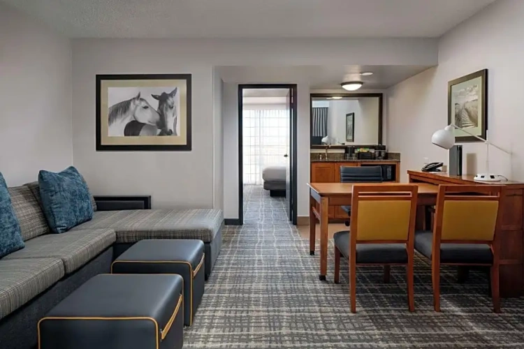 1 Bedroom Accessible Double Suite