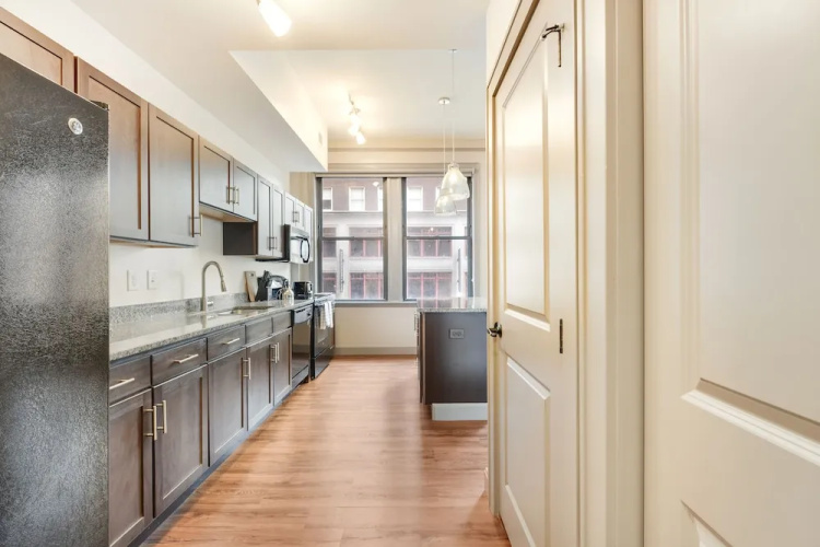 16th St Luxury Rentals