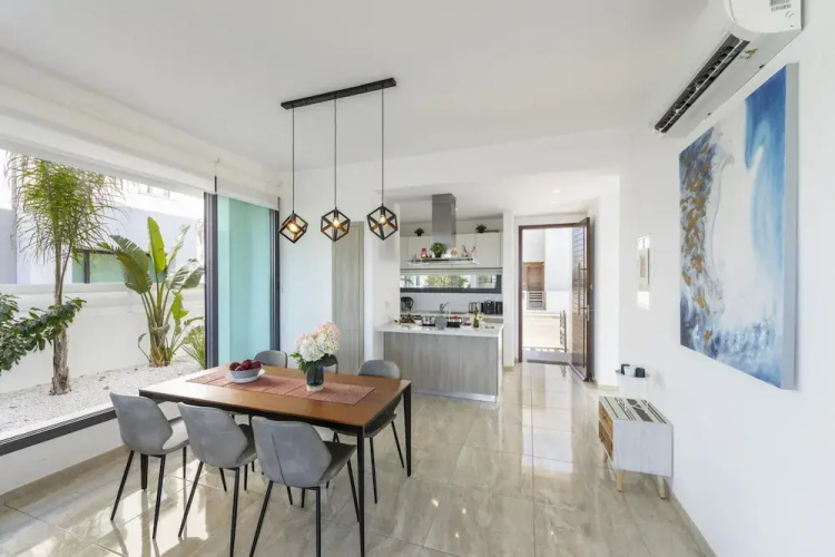 Pernera Beach Villa in Protaras
