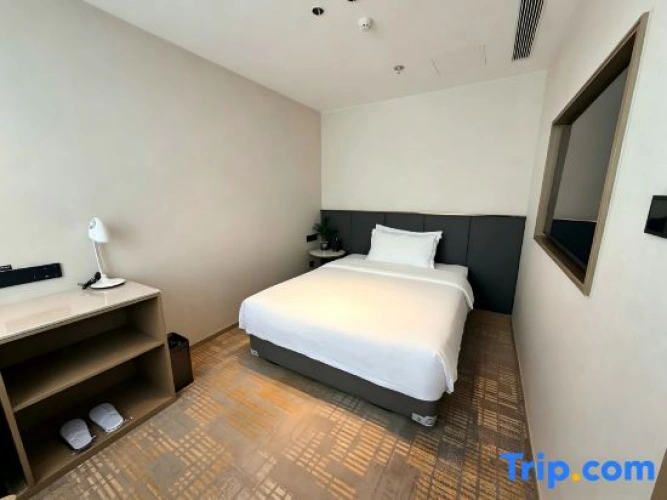 Standard Double Suite