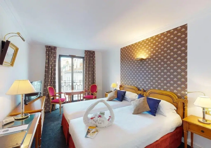 Superior Twin room