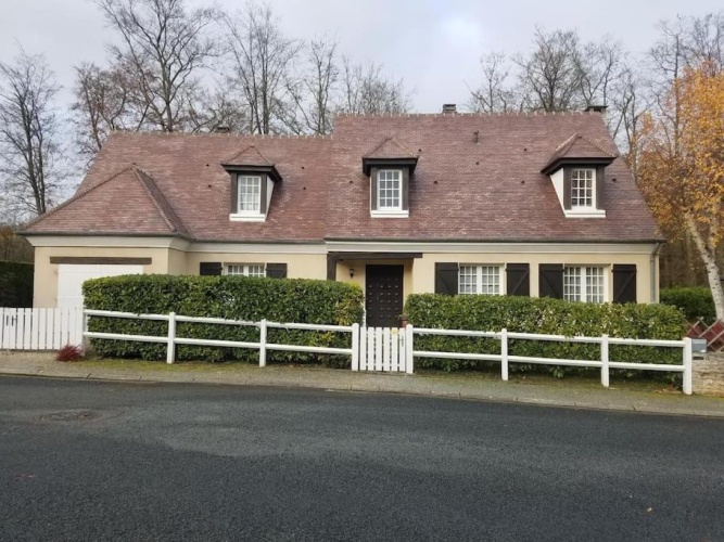 3 Bedrooms Villa