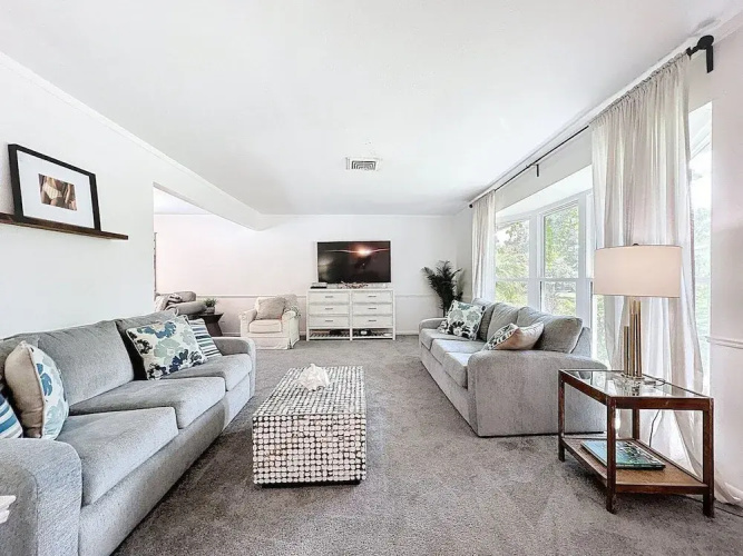 Seminole Pool House - Mins to the Beach