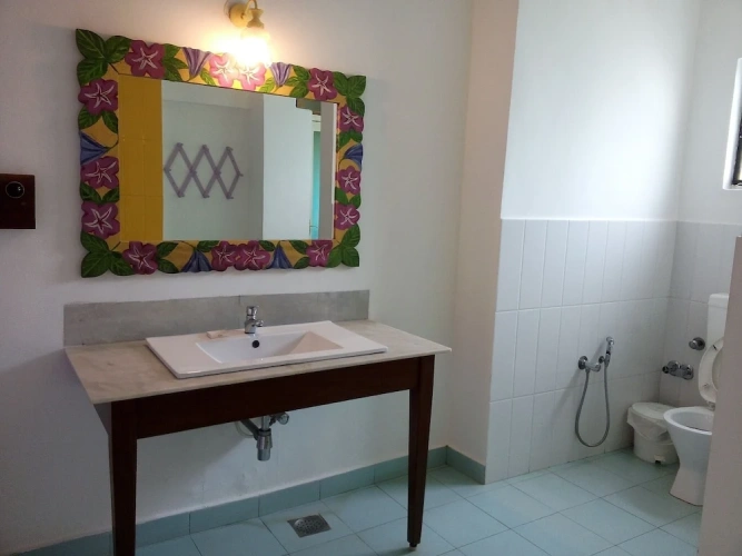 Standard Twin Suite