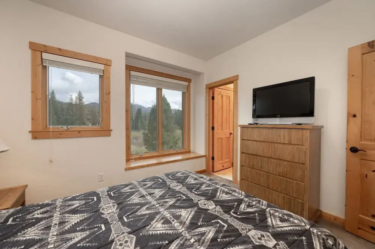 102 Willows Way 3 Bedroom Townhouse by RedAwning
