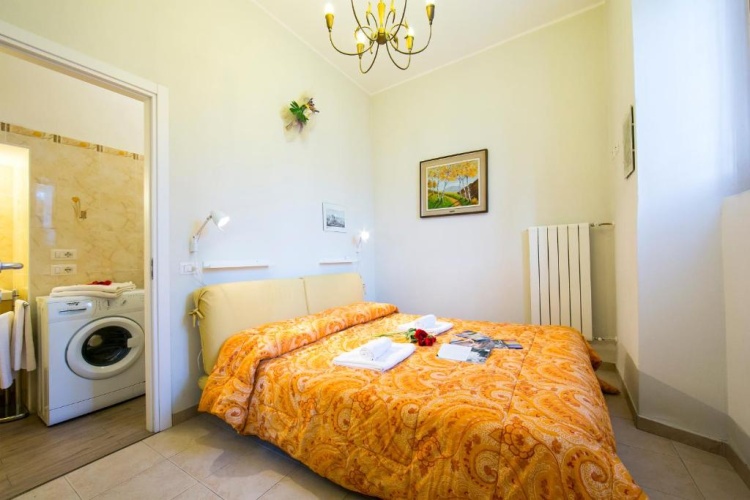 1 Bedroom Double Family Apartment with lake view