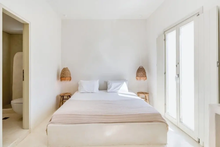 Standard Double room with city view