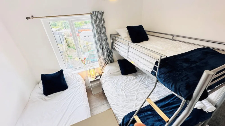 Pengam House