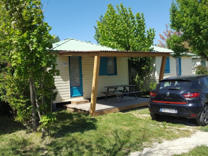 2 Bedrooms Chalet