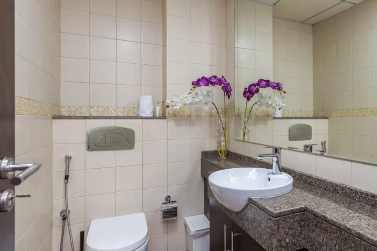 West Tower by Deluxe Holiday Homes