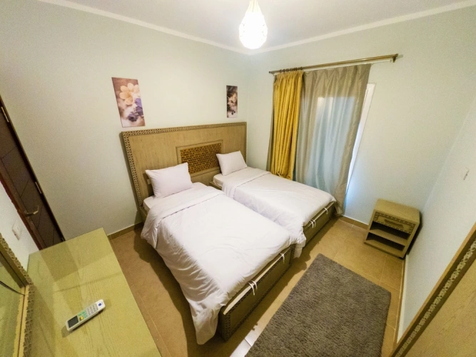 2 Bedrooms Apartment with city view