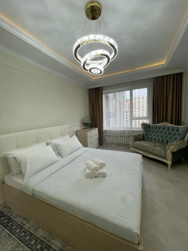 4 Bedrooms Apartment