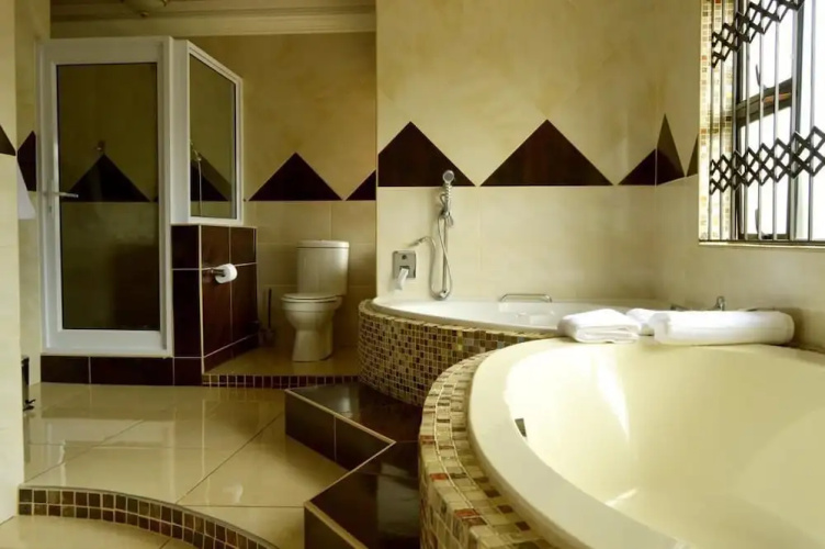 Cliffords Lodge & Spa
