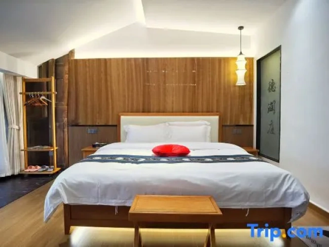 Standard Double room with river view