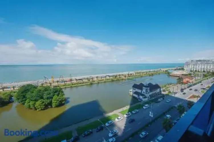 Seaside Apartments