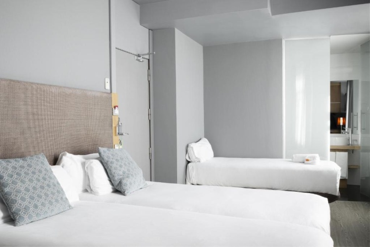 Triple room
