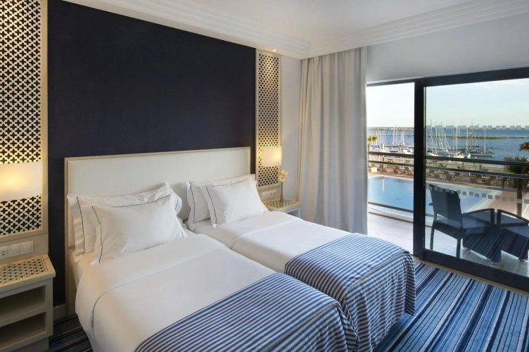 Real Marina Residence