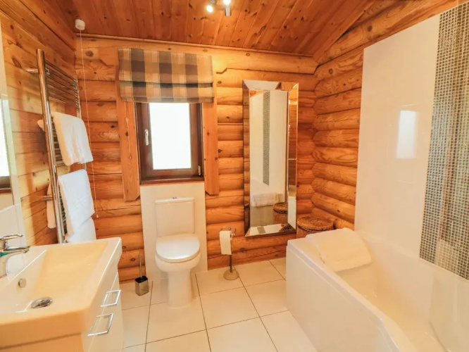 Roseberry Lodge 3