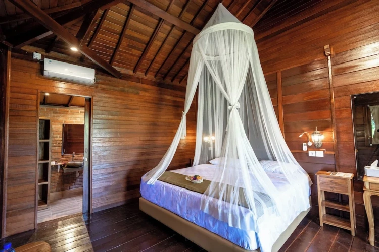 Premier room