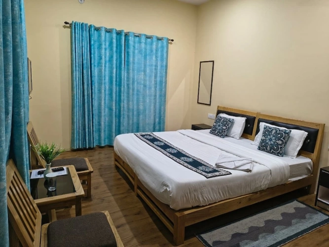 Standard Double room with mountain view
