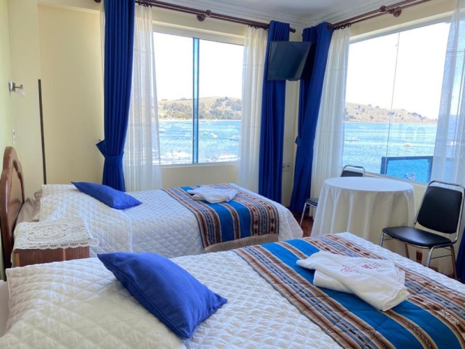 Standard Twin room with balcony