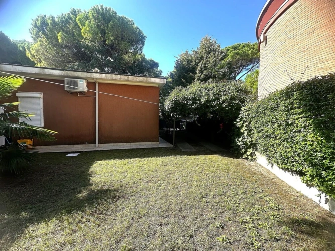 Spacious Villa With a Fenced Garden in Quiet Area