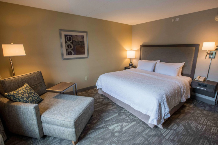 Hampton Inn & Suites Tilton