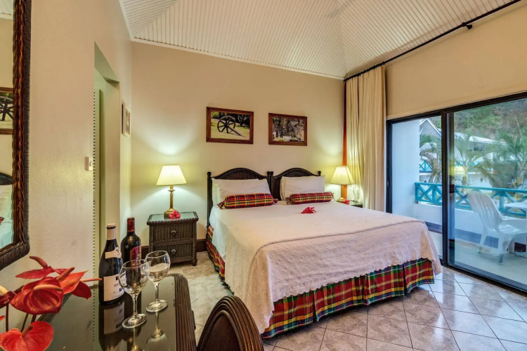 Mariners Hotel