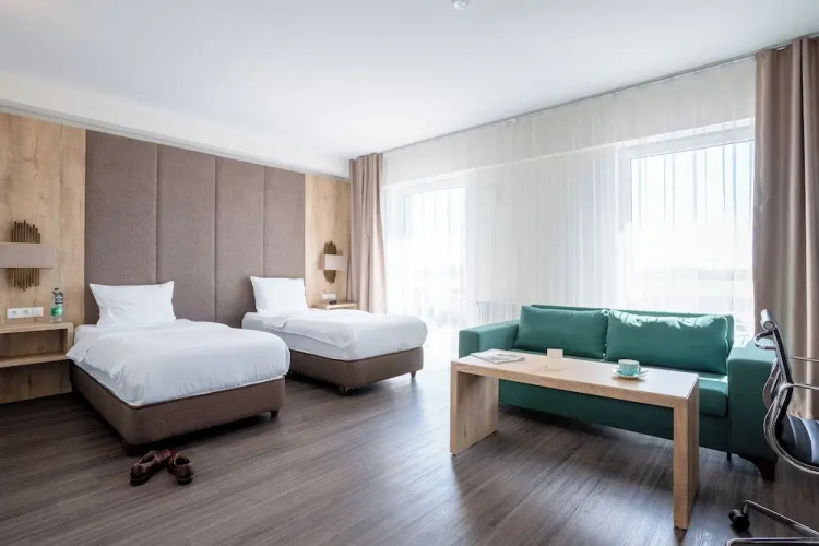 We rooms Shortstay