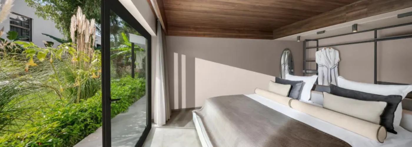 Quadruple Suite