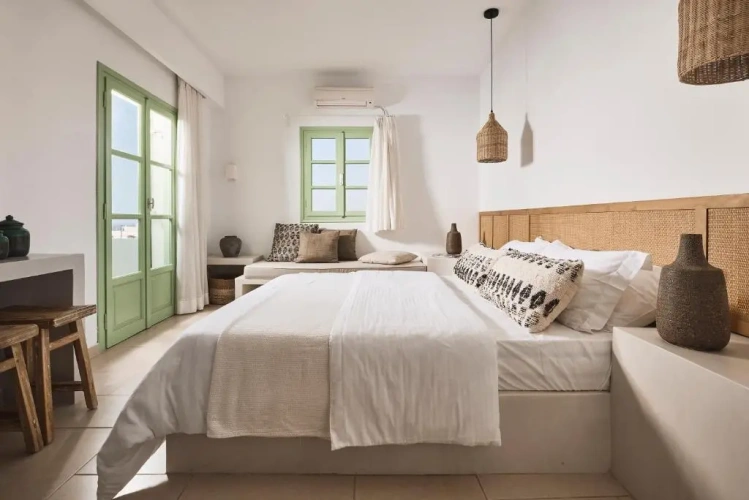 Deluxe Double room with partial sea view