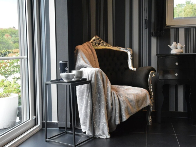 Luxurious Villa in Beauraing With Garden