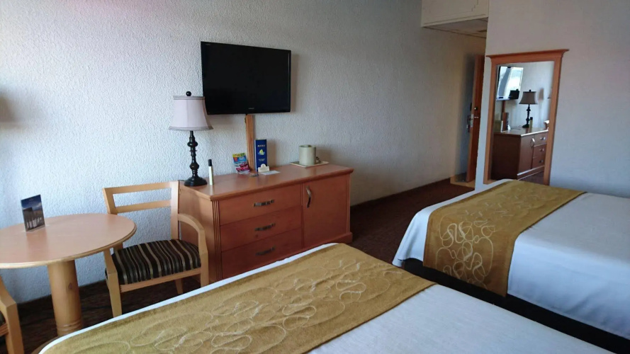 Corona Hotel & Spa