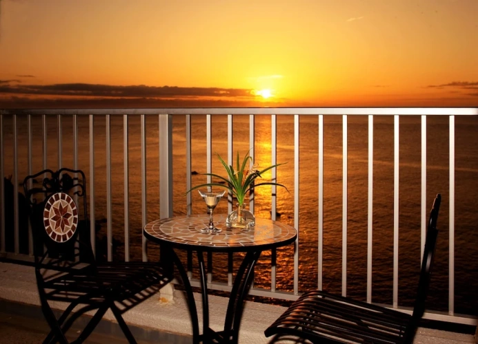 Family Cottage with balcony