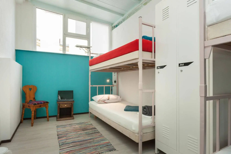 Roundabout Hostel - hostel