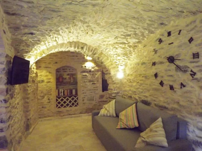 Double Cottage