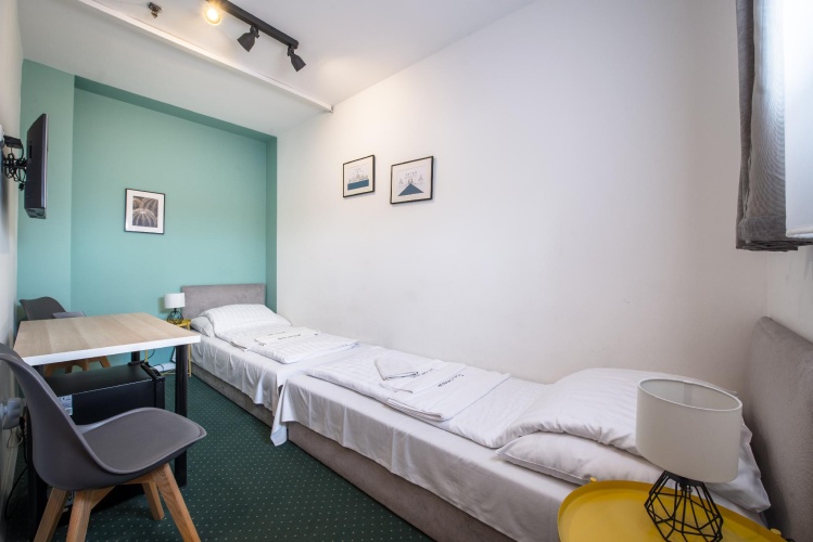Compact Twin room