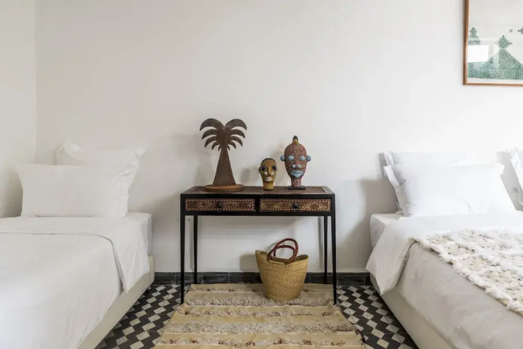 Riad New Moon