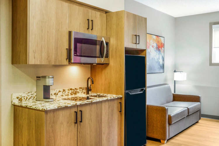 Days Inn & Suites by Wyndham West Edmonton photo 27