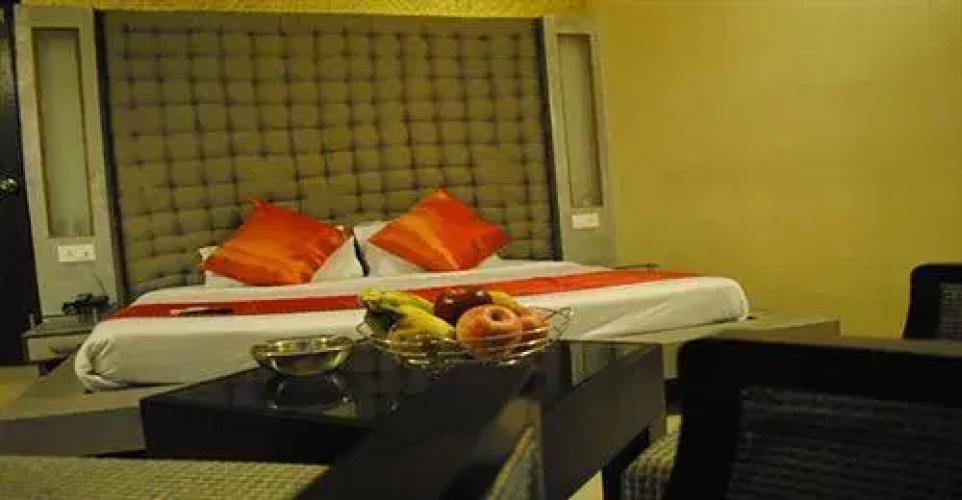 Hotel Queens Pearl