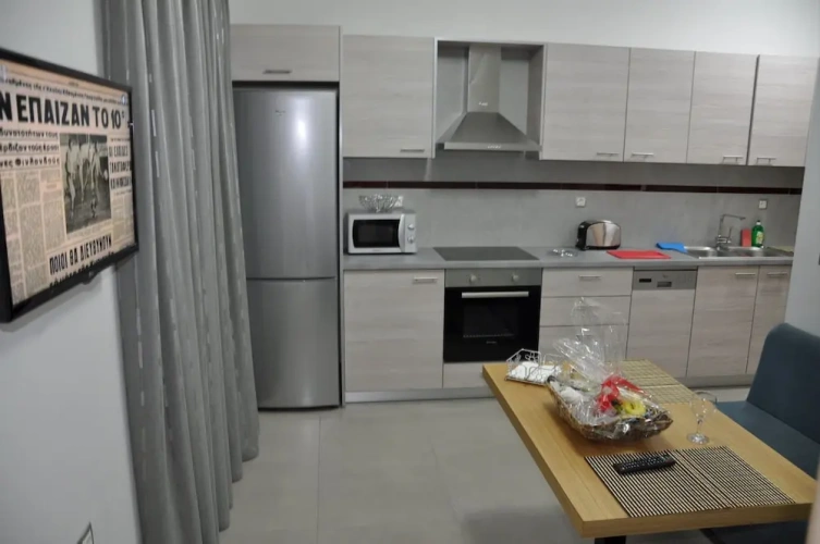 1 Bedroom Apartment with balcony and with mountain view